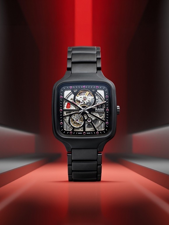 04 True Square真我系列开芯机械腕表 “旭日红”.jpg