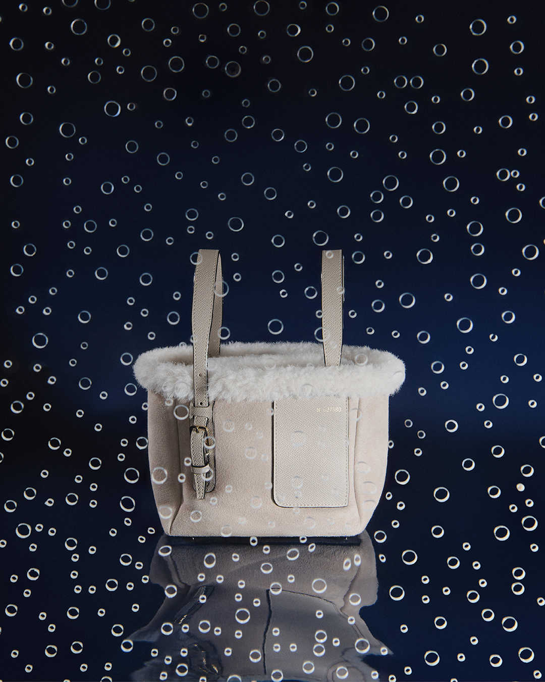 Valextra2025假日季:温情相聚,假日臻礼