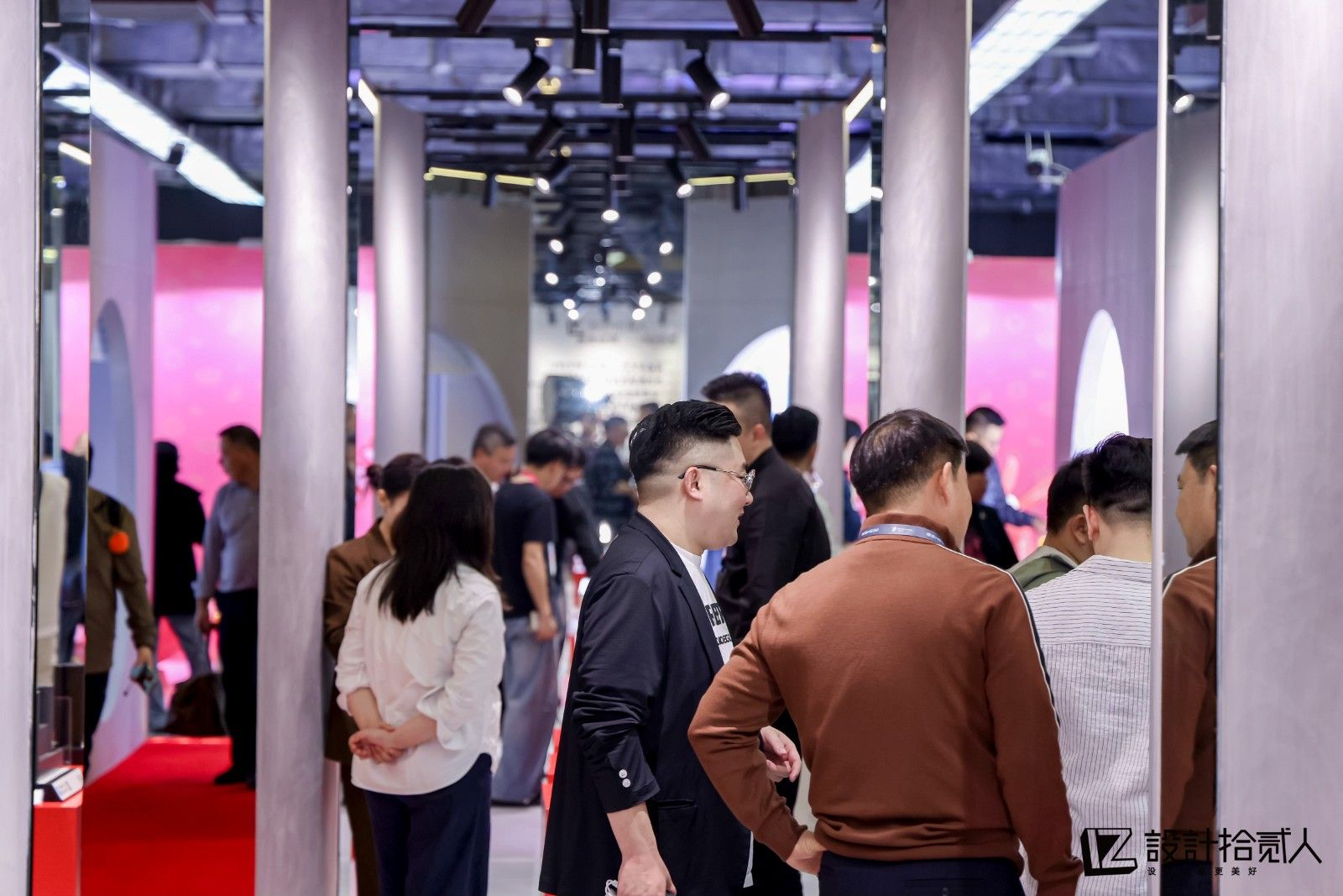 20251215311623721181.jpg 人流5.jpg