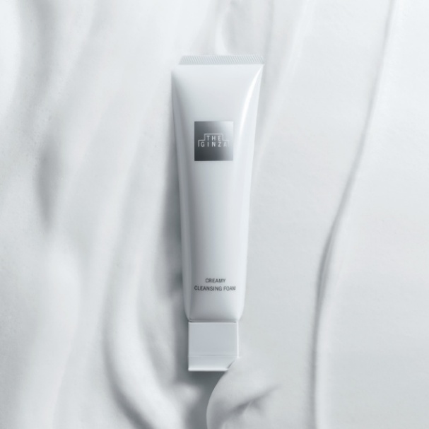 屋内, 座る, ローション, テーブル が含まれている画像
AI によって生成されたコンテンツは間違っている可能性があります。